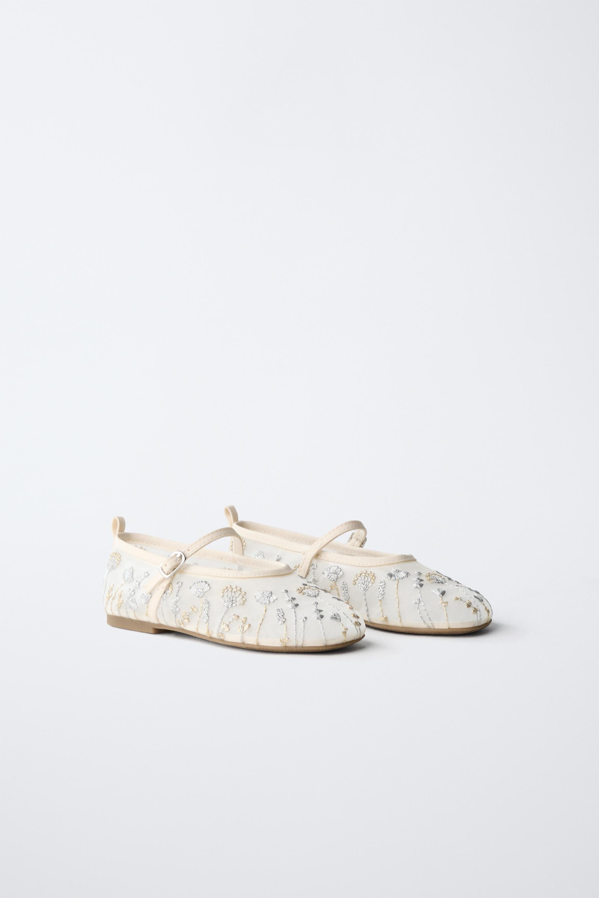 EMBROIDERED BALLET FLATS